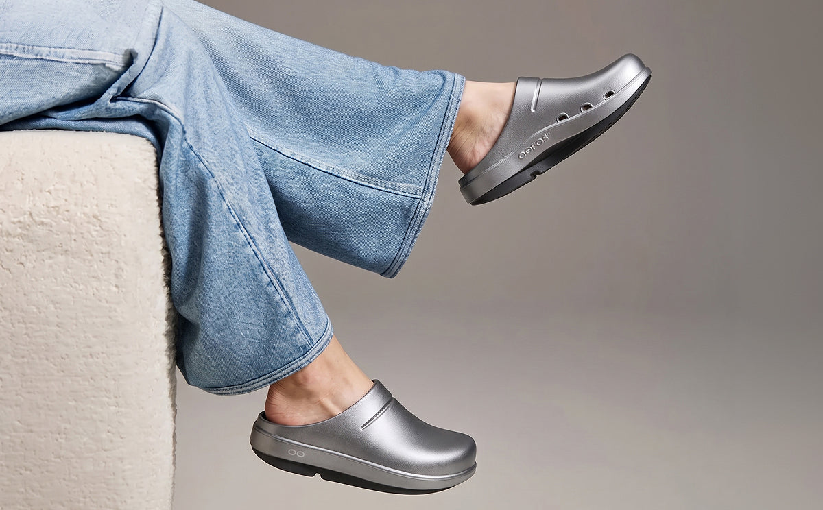 Womens OOcloog Luxe Clog - Basalt - Image 8