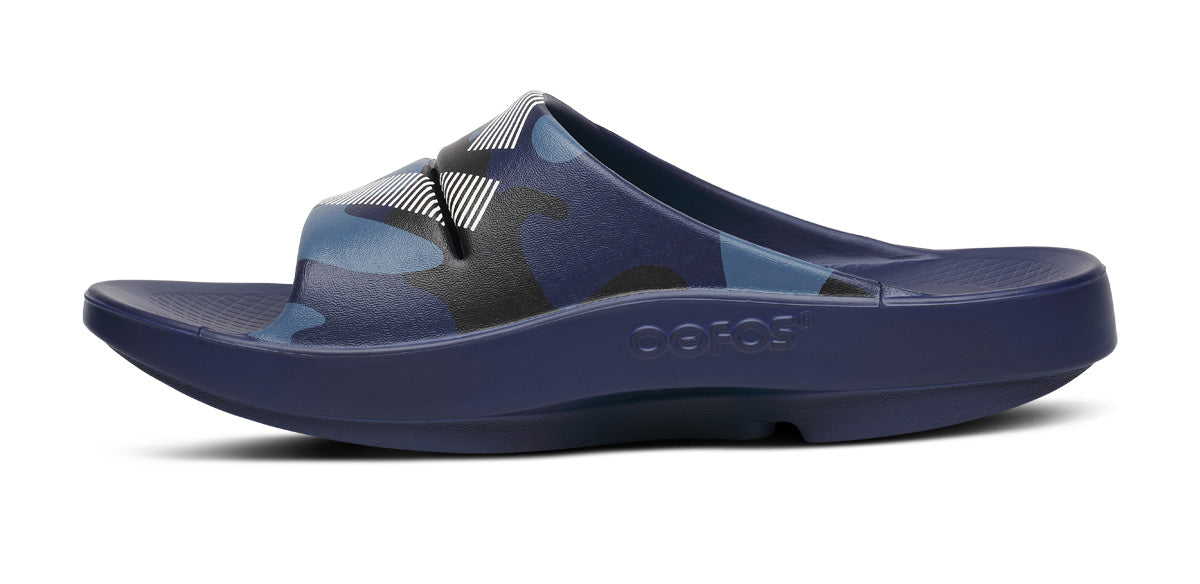FJ X OOFOS Mens OOahh Sport Slide Sandal - Navy Camo - Image 4