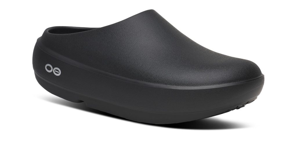 Womens Cloog PLUS Clog - Black