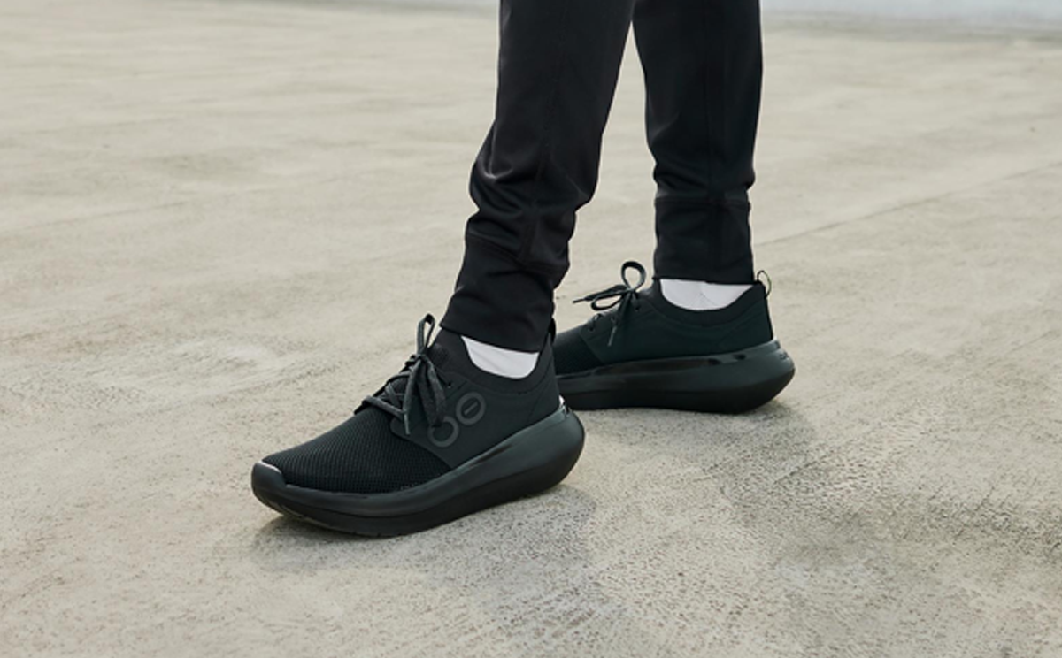 Mens OOmy Stride - Black - Image 10