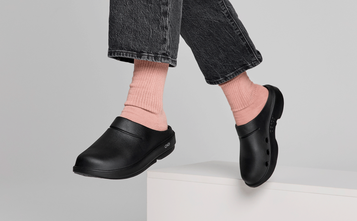 Womens OOcloog Clog - Black - Image 8